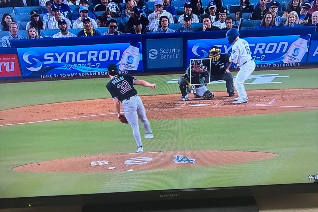 シャープAQUOS32型アンテナ端子付き