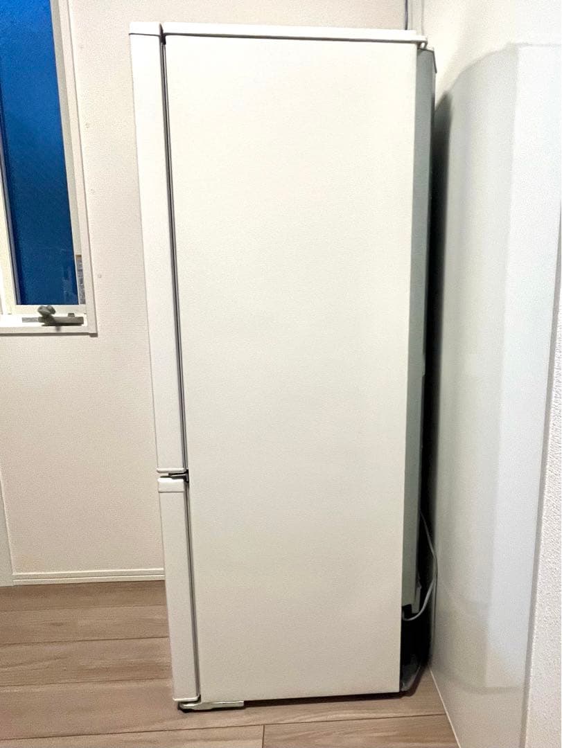 冷蔵庫　ホワイト　AQUA AQR-20M(W)