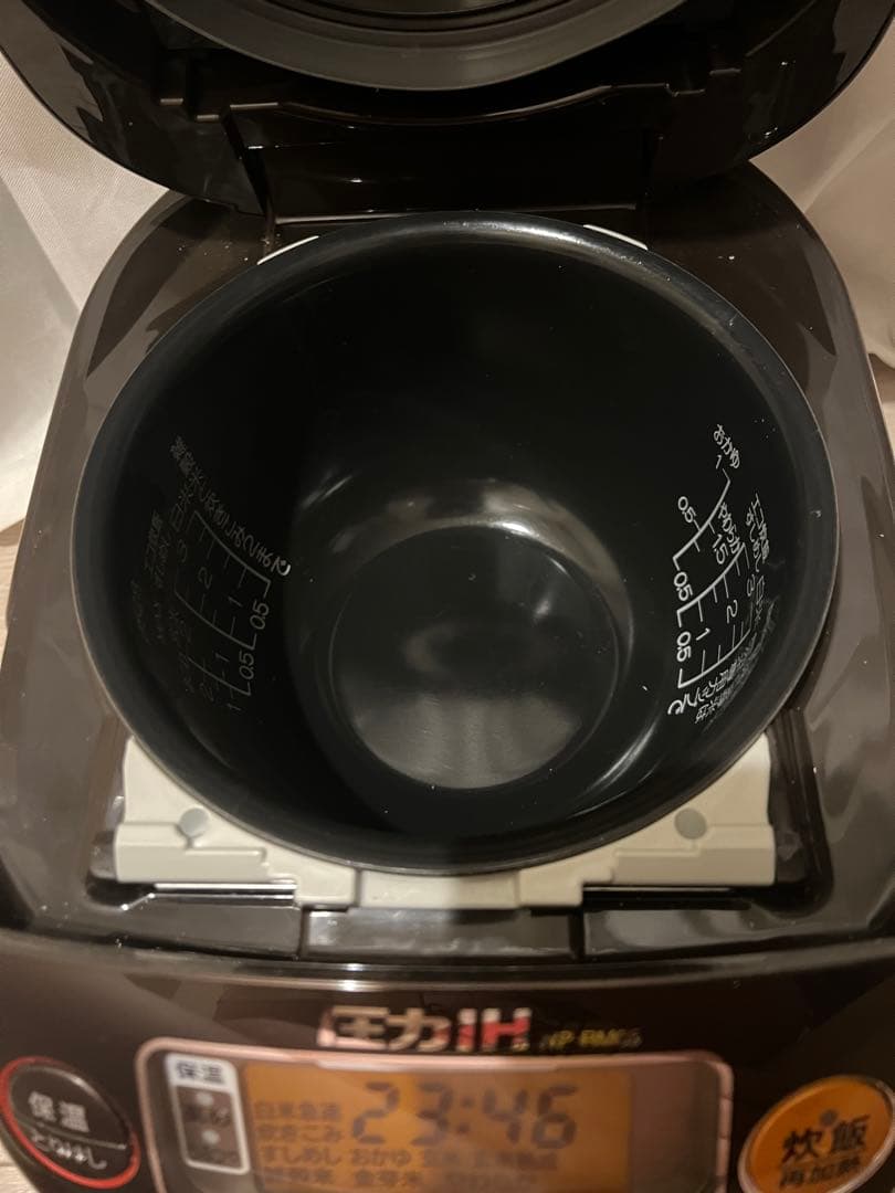 象印　炊飯器　3合　2024年製　NP-RN05