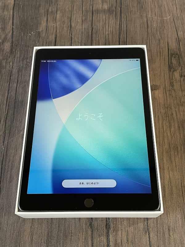 ⑪【美品】iPad Apple 第9世代　Wi-Fiモデル　64GB