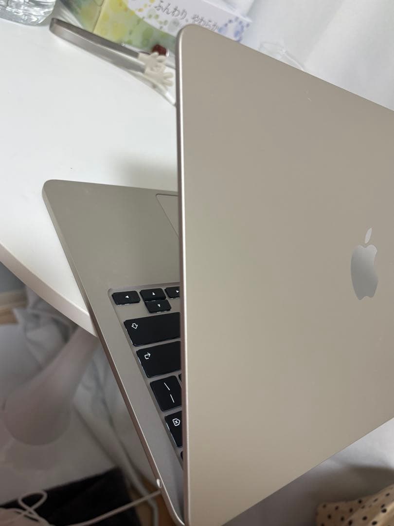 MacBook本体 mac air right