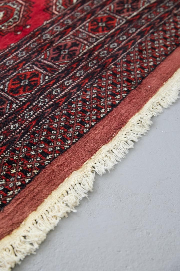 ヴィンテージラグ　トライバルラグ　ラホール産（161×98cm）赤　茶　黒