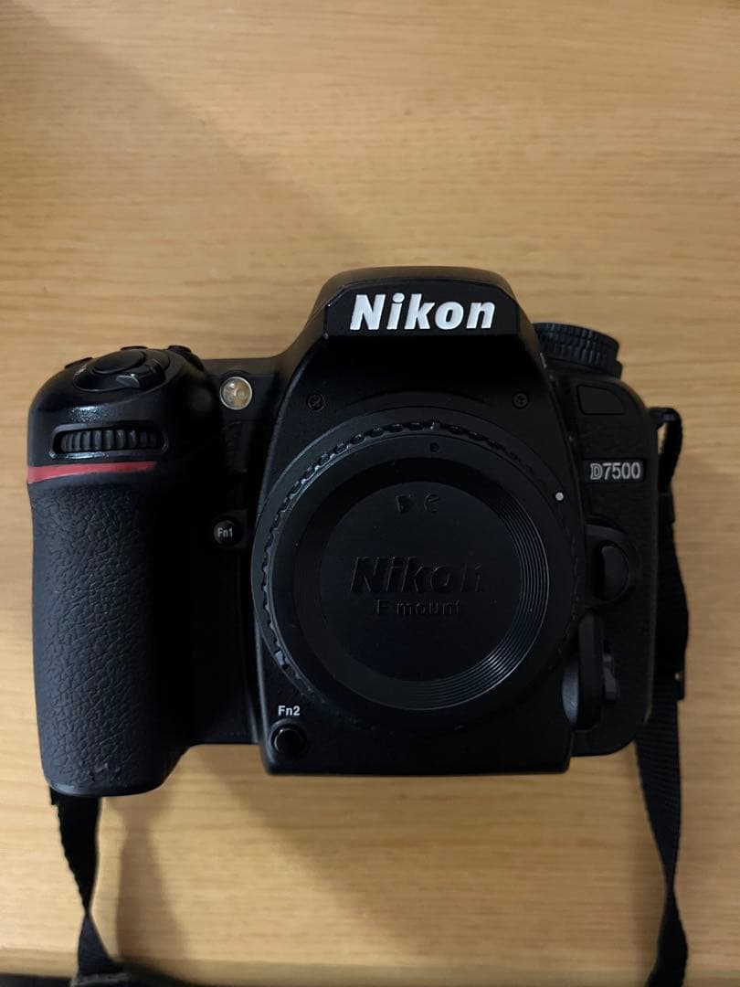 Nikon D7500 デジタル一眼レフカメラ
