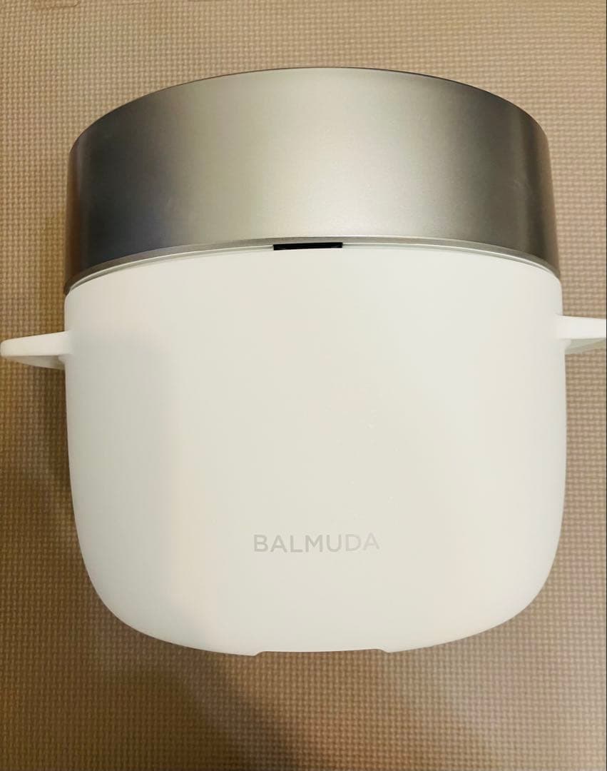 【未使用/外箱と説明書無し】BALMUDA 炊飯器 ホワイト　K03A-WH