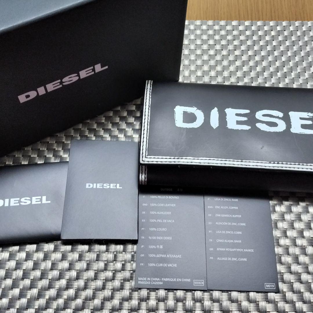 DIESEL　ディーゼル　長財布　ロゴ　おしゃれ　人気　希少