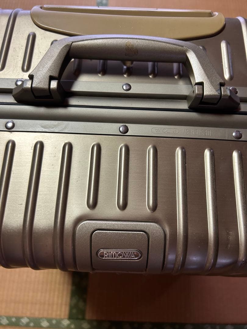 RIMOWA リモア トーパス シルバー スーツケース 82L