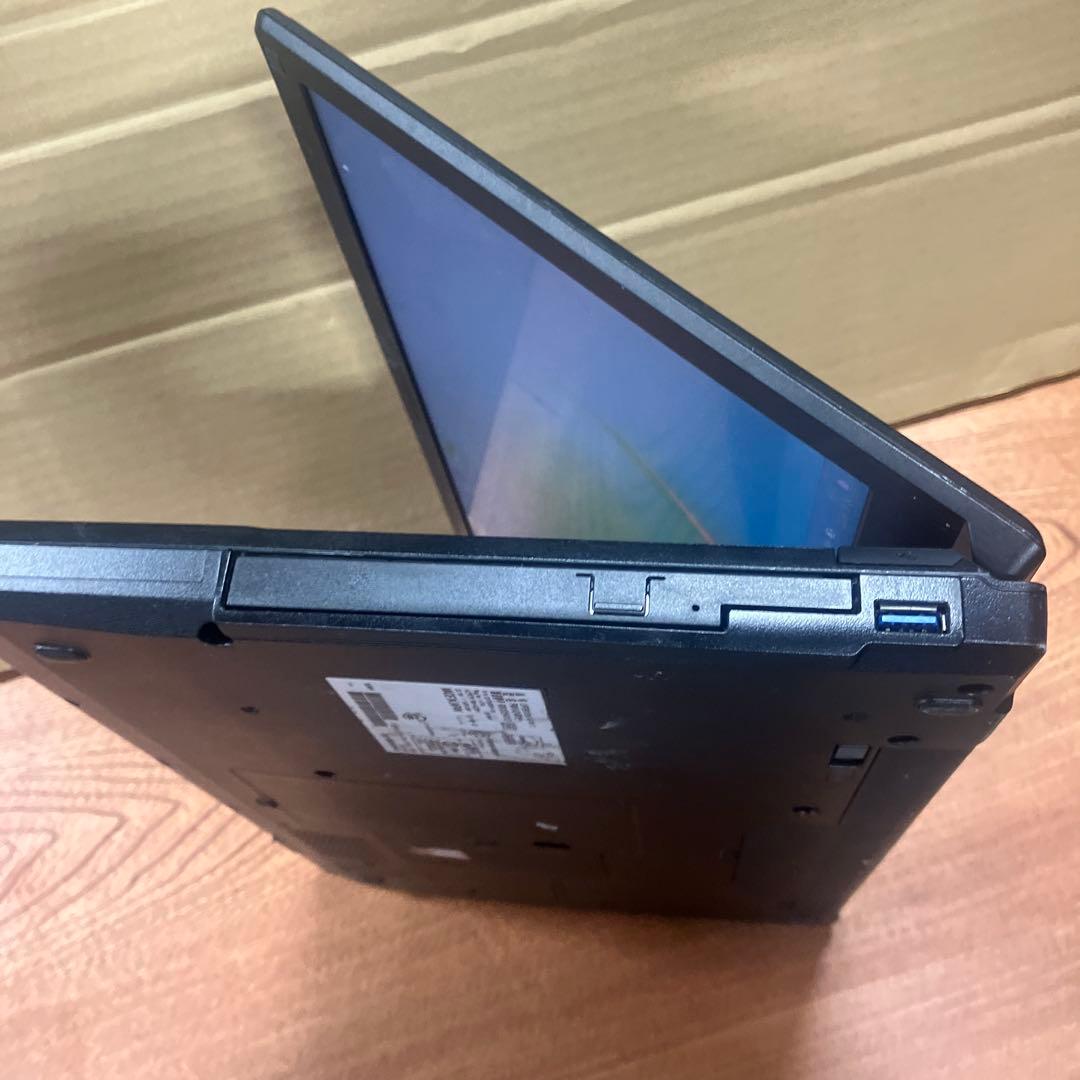 富士通 ノートPC Windows11　DVD付き　爆速SSD搭載