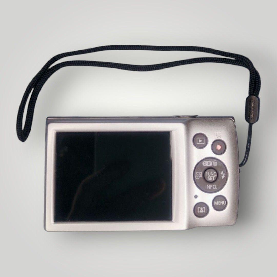 【極美品】Canon IXY200 コンパクトデジタルカメラ シルバー