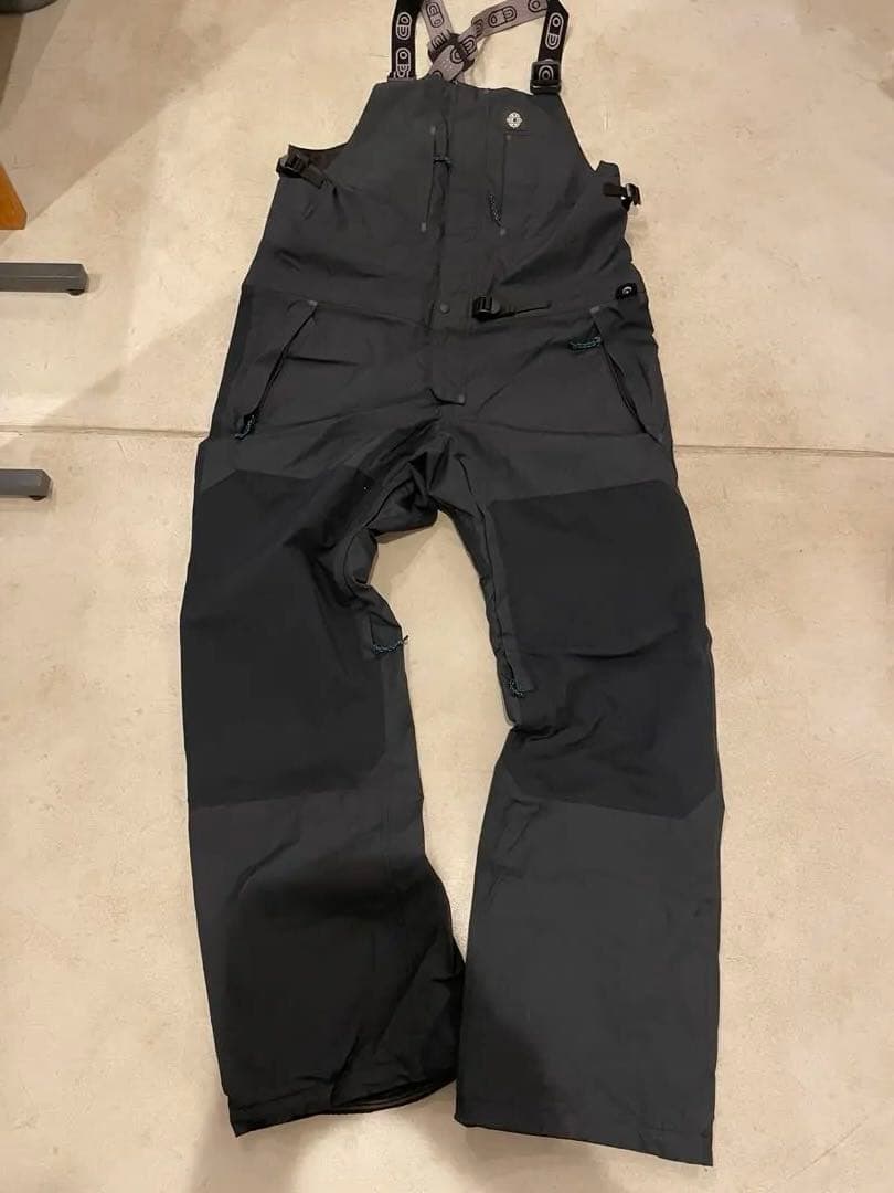 スノーボード airblaster beast bib