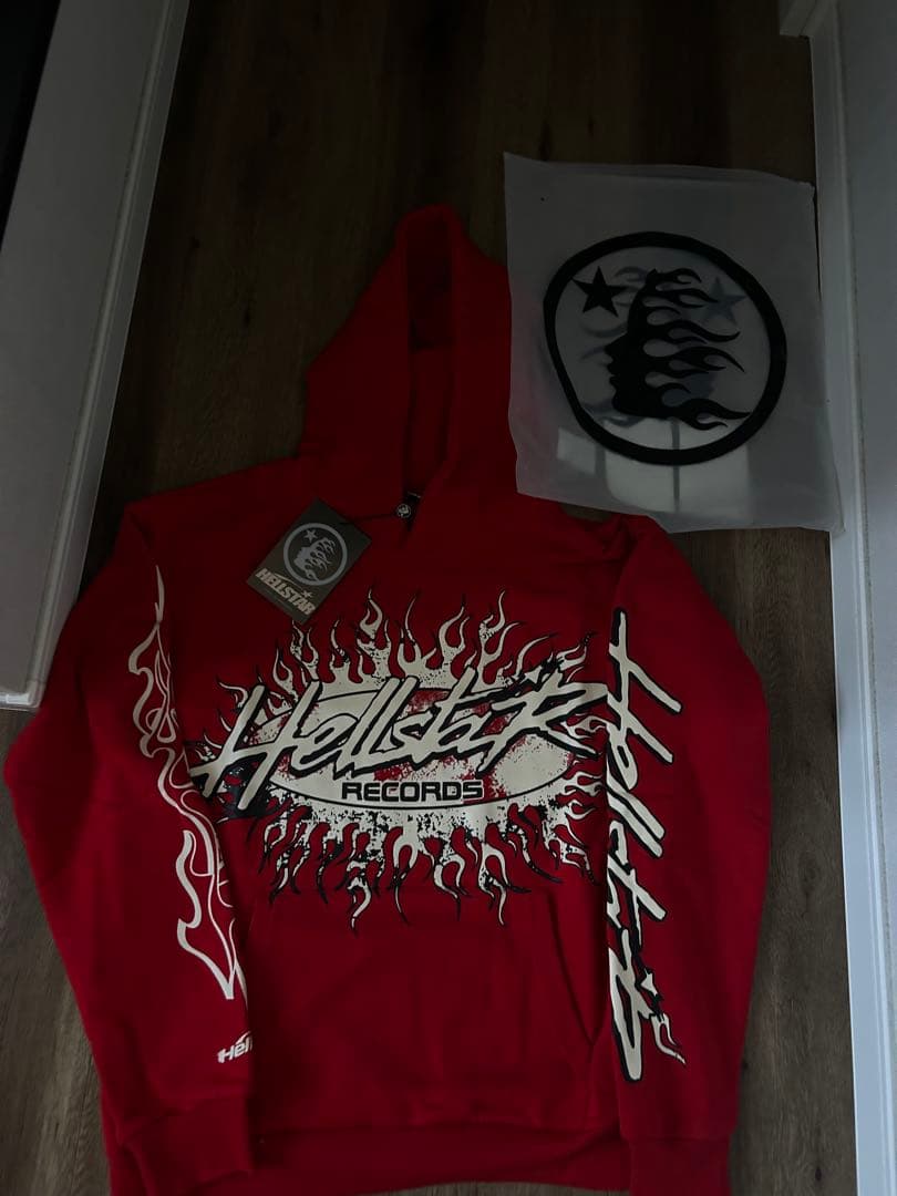 HELLSTARパーカーs サイズ