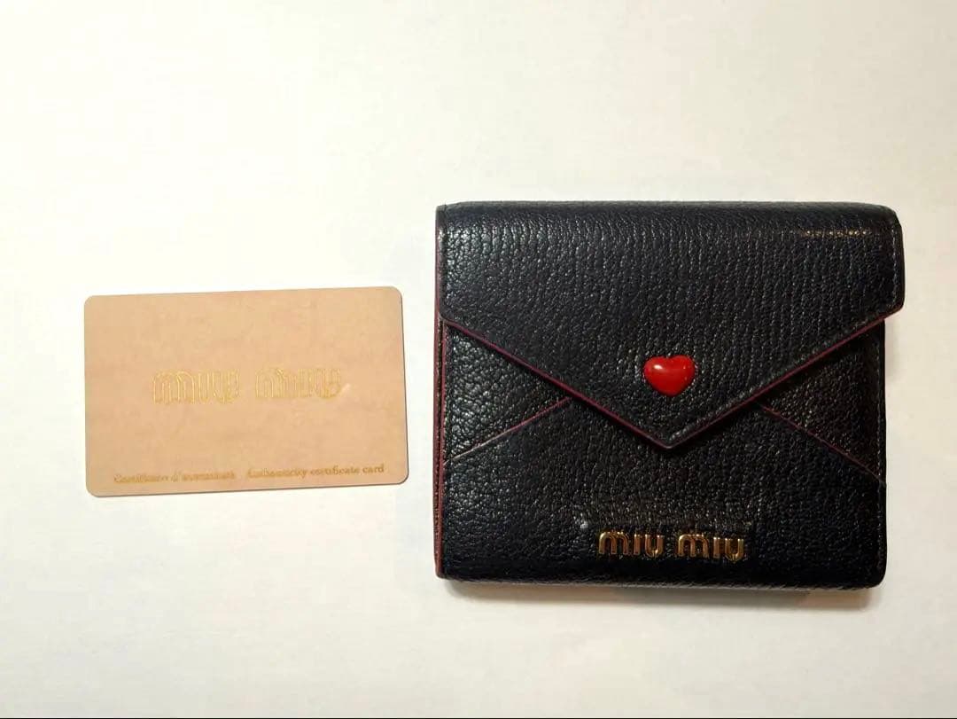 miumiu ミュウミュウ 三つ折り財布 マドラス ラブレター ハート