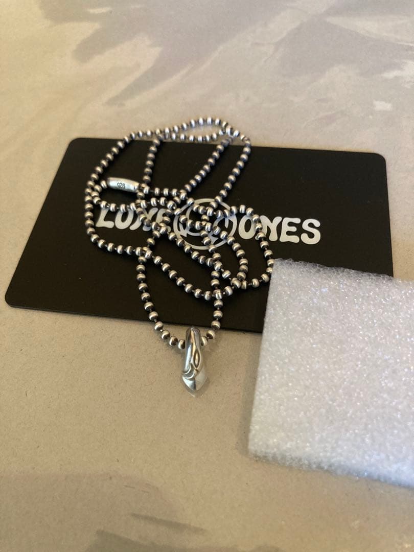 LONE ONES シルクペンダント