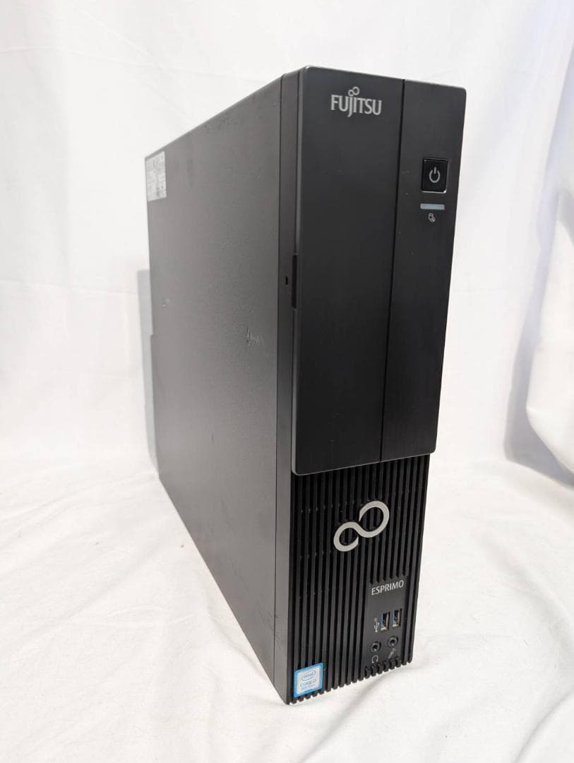 ☆最新Windows11☆ 富士通 WD2/C2 第8世代 i7 高速SSD搭載