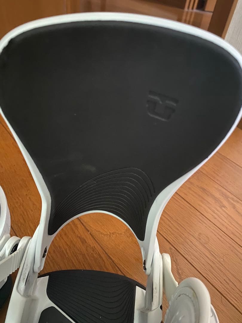 23-24UNION ULTRA ボーンホワイト　Mサイズ　メンズ