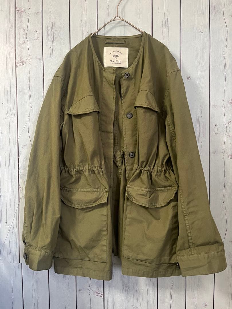 美品 ピュアルセシン ノーカラーミリタリーブルゾン フリー カーキ pual