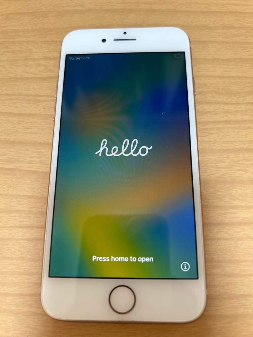Apple iPhone 8 ゴールド 本体 SIMロックなし au 64GB