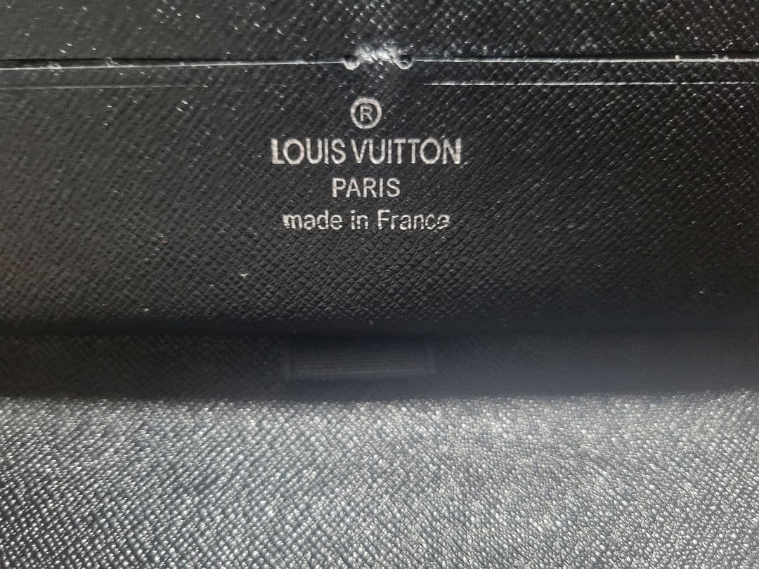A*4様 LOUIS VUITTON　ジッピーウォレット・ヴェルティカル