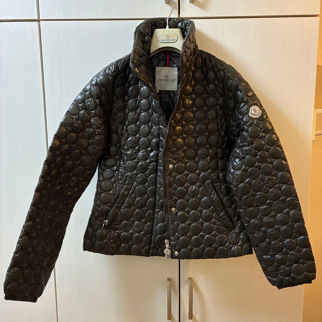モンクレール スリムダウン