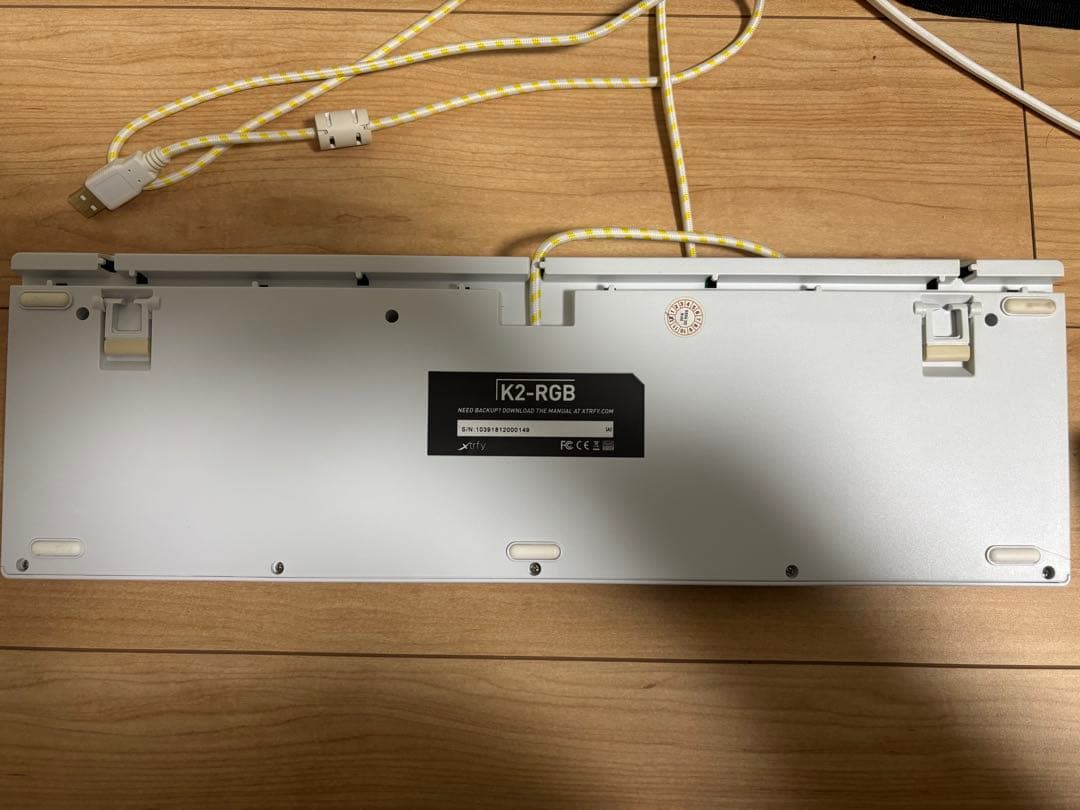 Xtrfy K2-RGB ホワイト