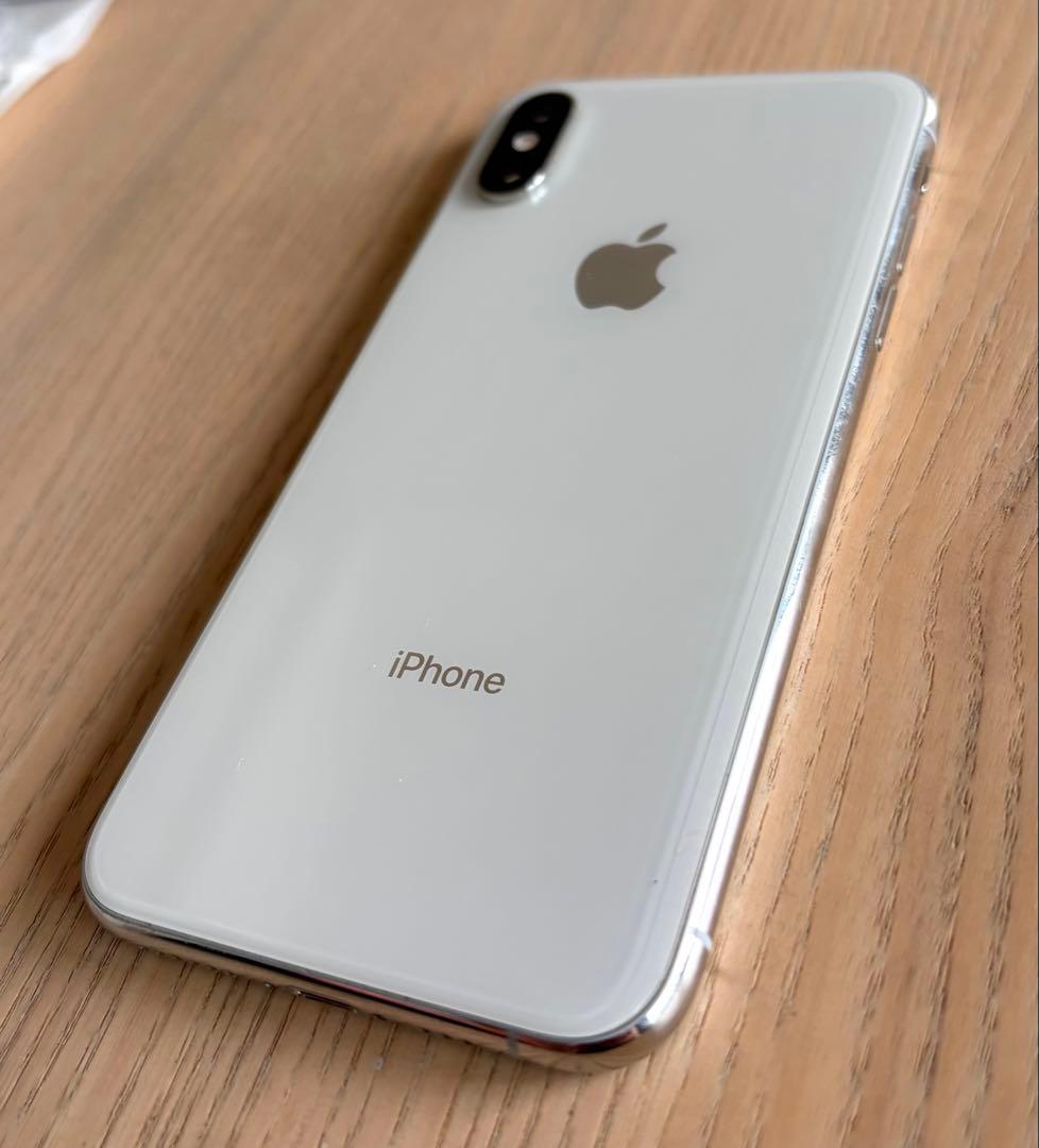 【美品】iPhone XS 256GB シルバー　simロック解除済 おまけあり