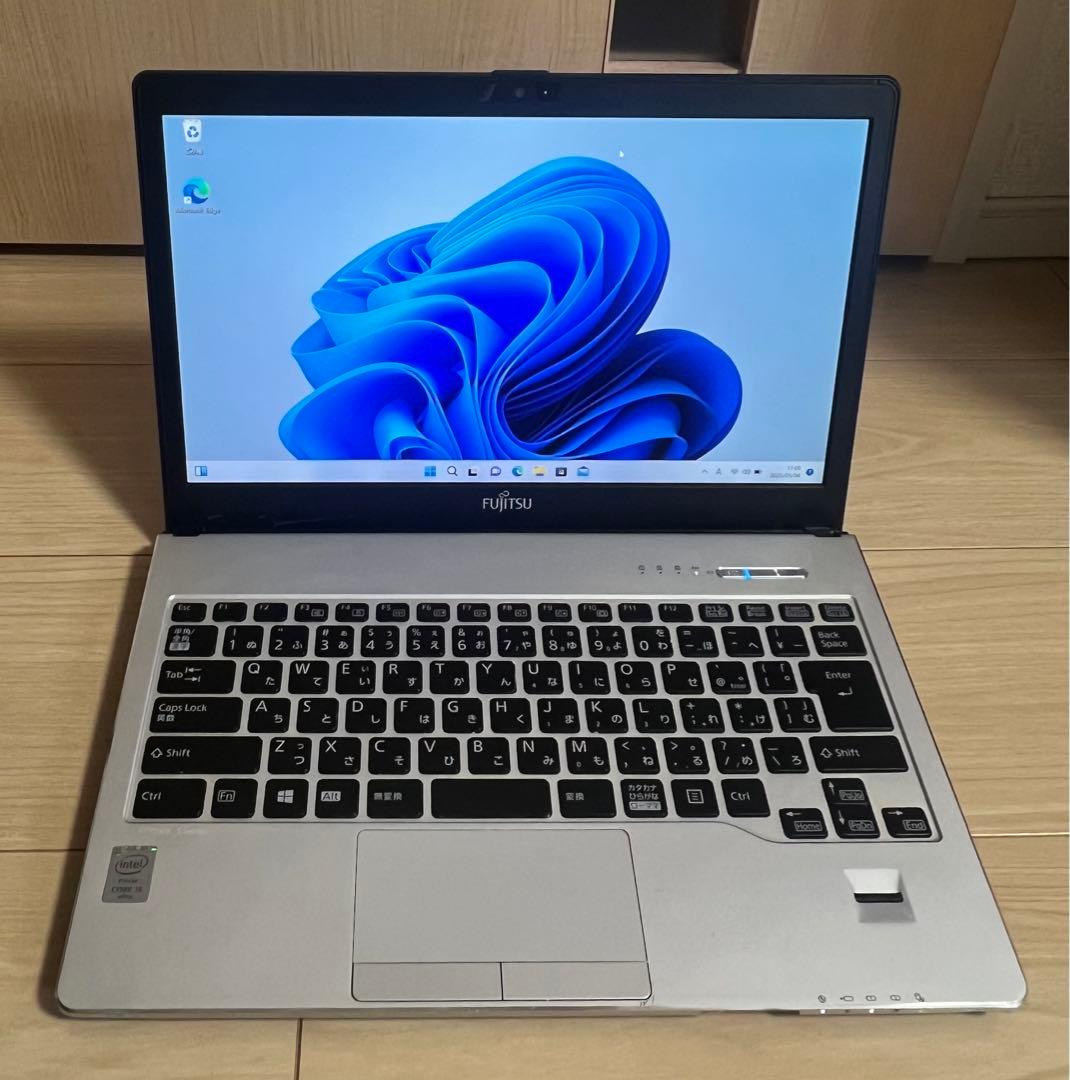 ノートパソコン 富士通LIFEBOOK S935 第5世代Core i5