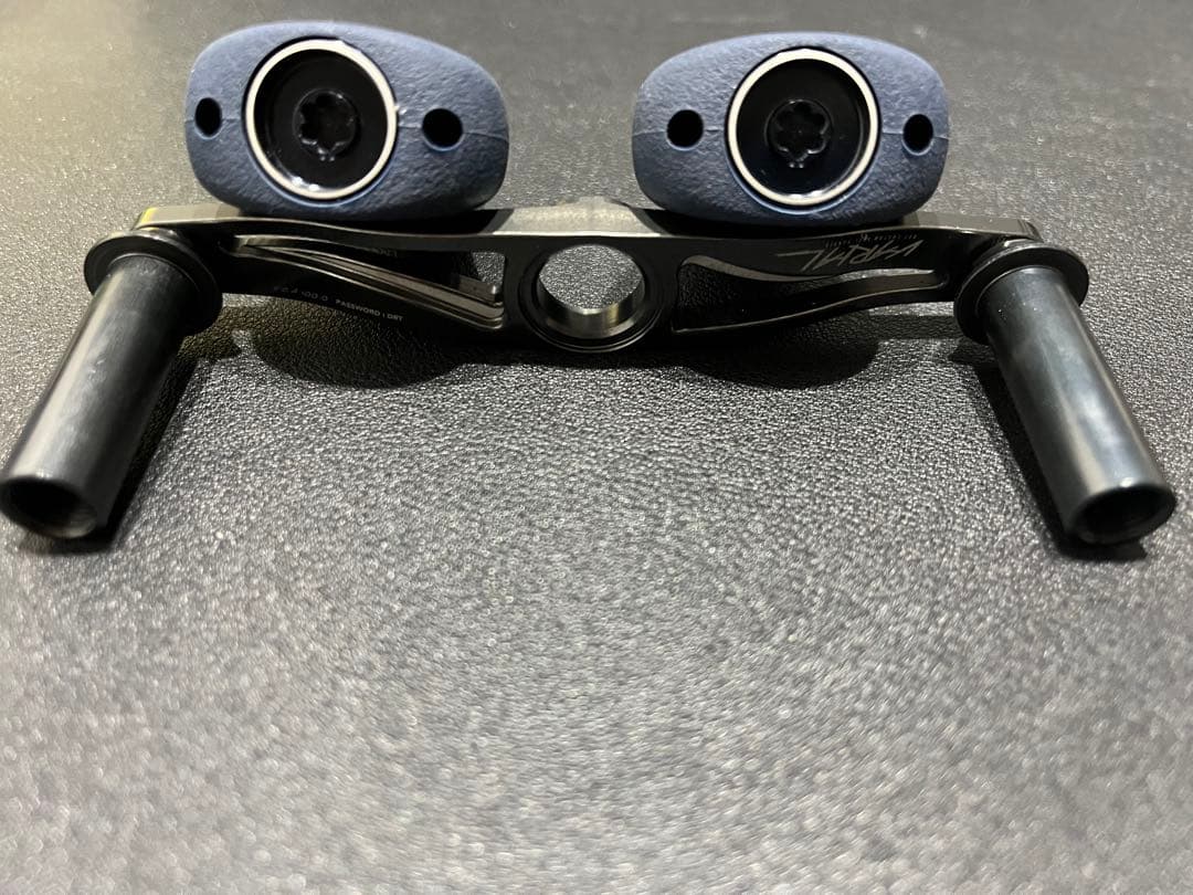 バリアルハンドル100ガンメタ、各種ノブ2つ