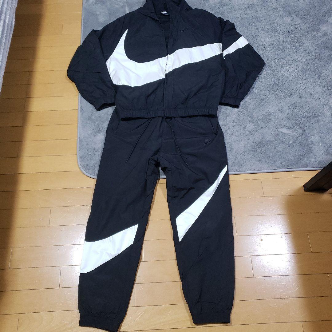 NIKE　ウーブンナイロンセットアップ　L　ブラック　値引き不可❌