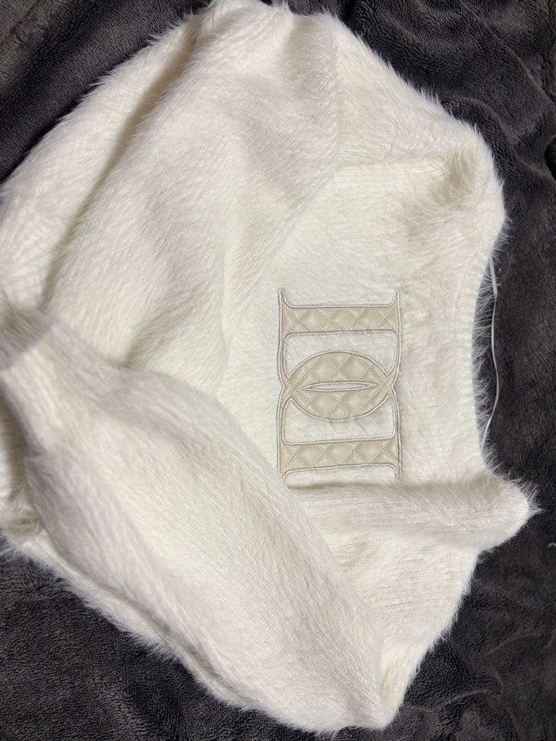 ダーリッチDDロゴワンショルニットトップス