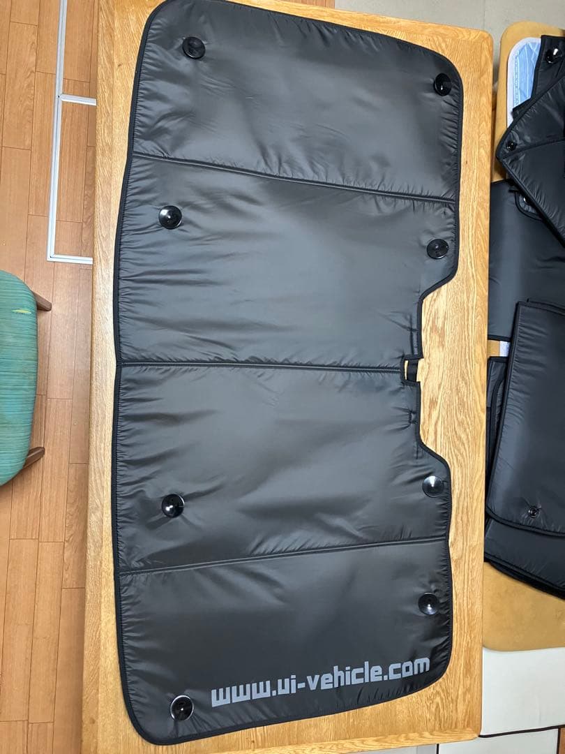 ユーアイビークル　ハイエース サンシェード　遮光パッド　フロントリア1台分