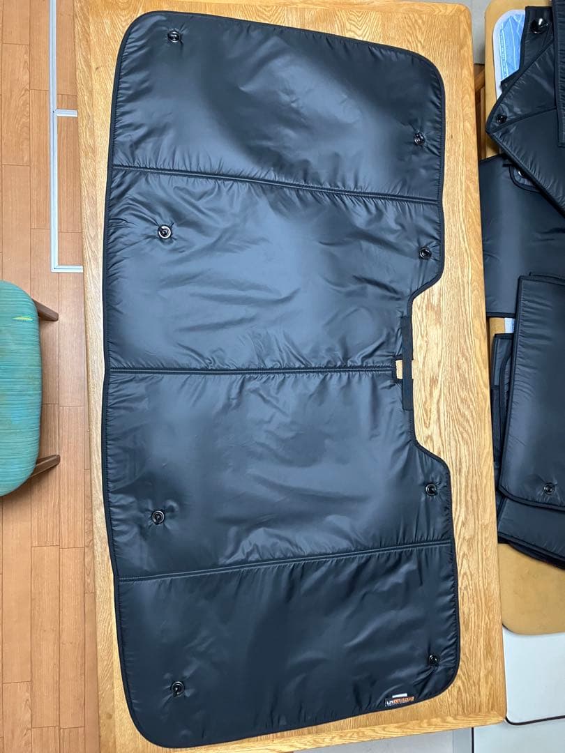 ユーアイビークル　ハイエース サンシェード　遮光パッド　フロントリア1台分