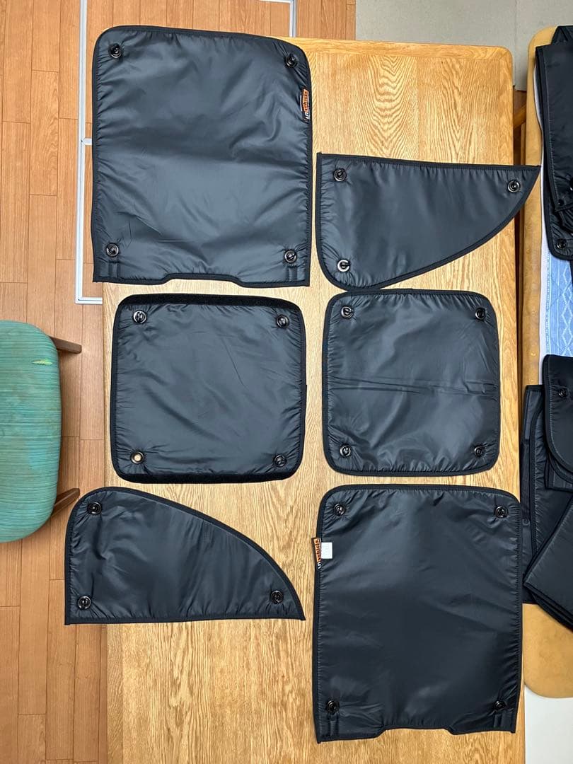 ユーアイビークル　ハイエース サンシェード　遮光パッド　フロントリア1台分