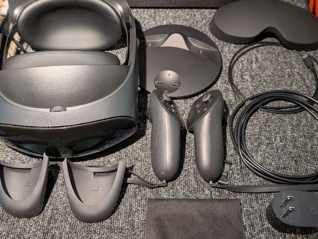  Quest Pro、キャリングケース、5mケーブル、イヤホン