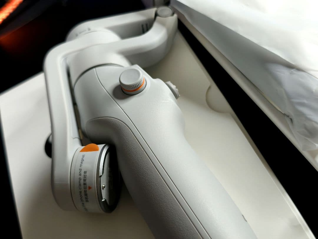 DJI Osmo Mobile 6 プラチナグレー 専用ケース付き