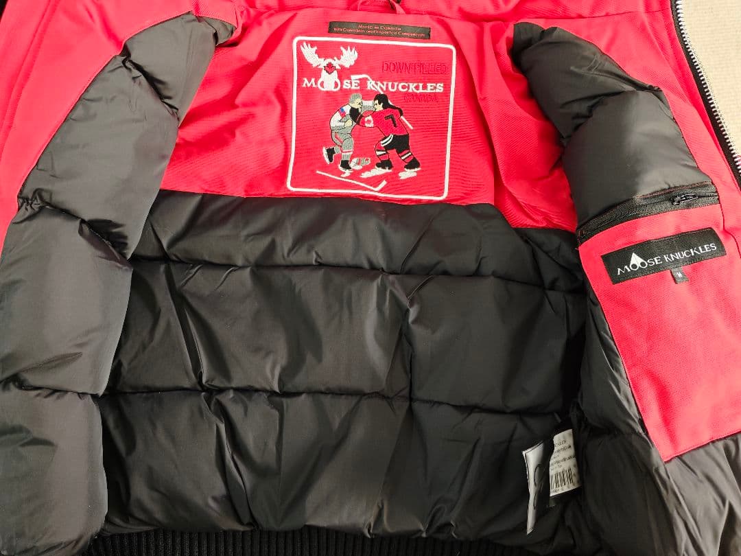 木*夏様 MOOSE KNUCKLES 赤 ダウン ホワイトファー付き