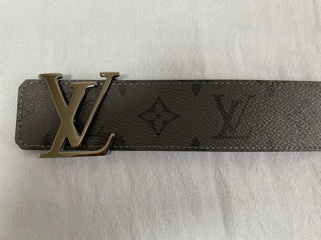 Louis Vuitton ベルト・LV イニシャル 40MM リバーシブル