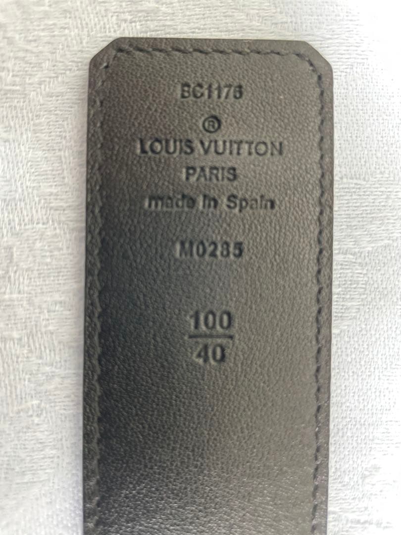 Louis Vuitton ベルト・LV イニシャル 40MM リバーシブル