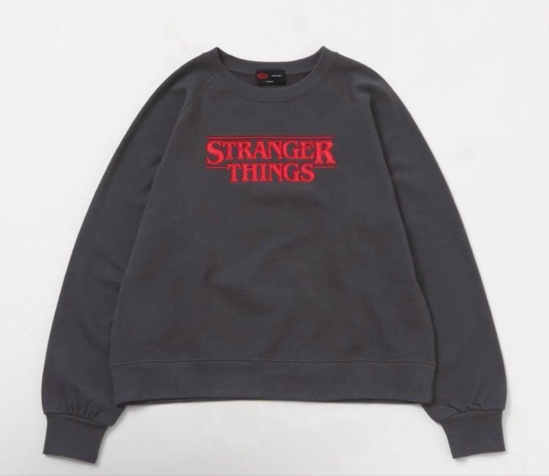 ニコアンド STRANGER THINGSコラボアソートスウェットプルオーバー
