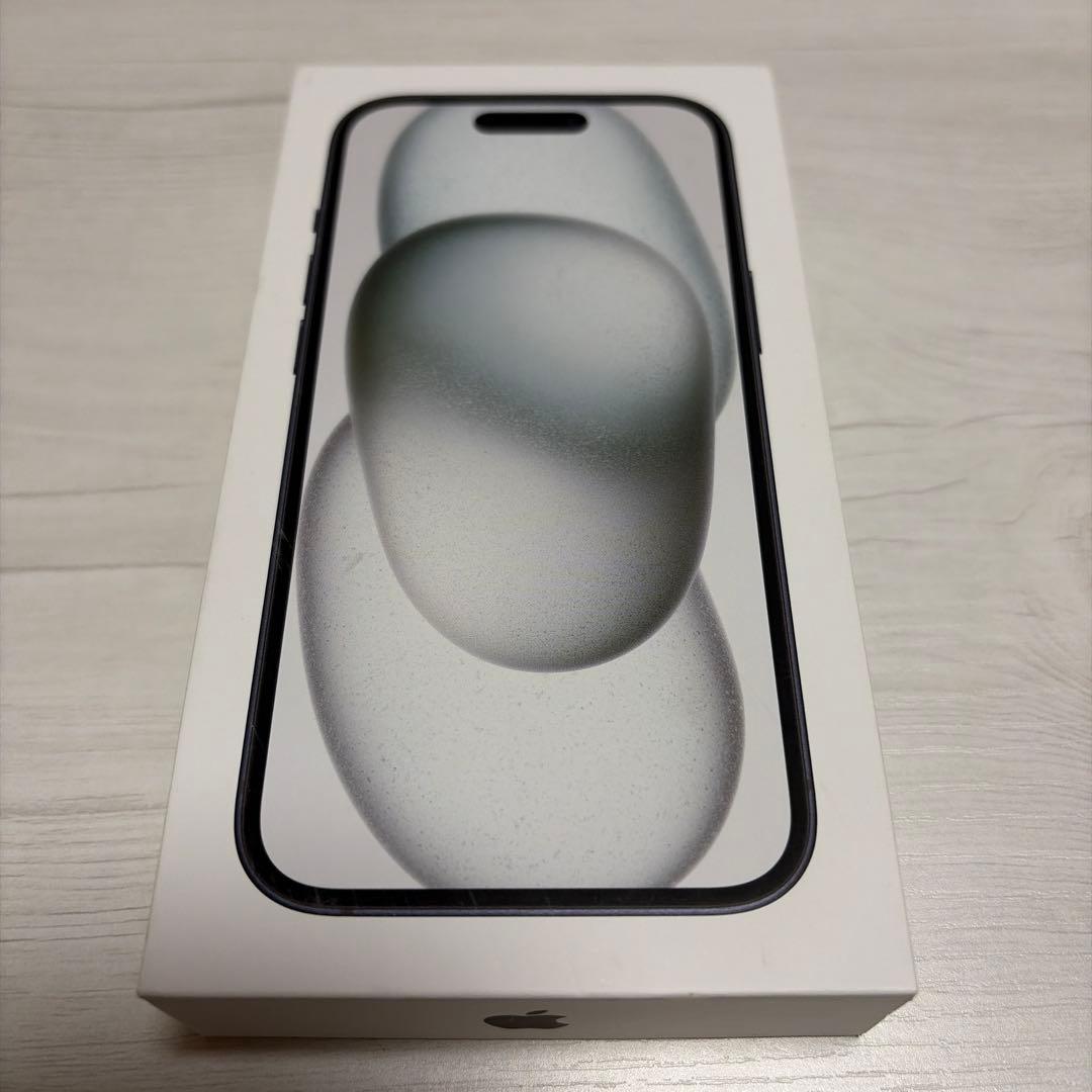 さやか iPhone15 128GB ブラック