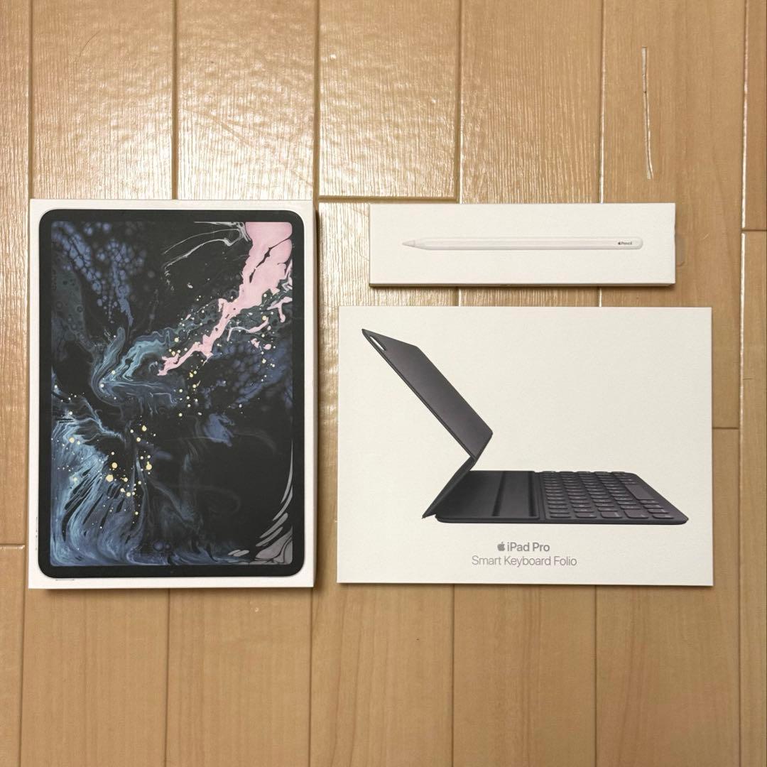 iPad Pro 11inch Wi-Fi+Cellular 256GB第1世代