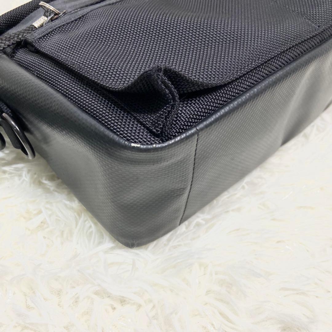 PORTER HIIT ポーターヒート　メッセンジャーバッグ　肩掛け　 ブラック