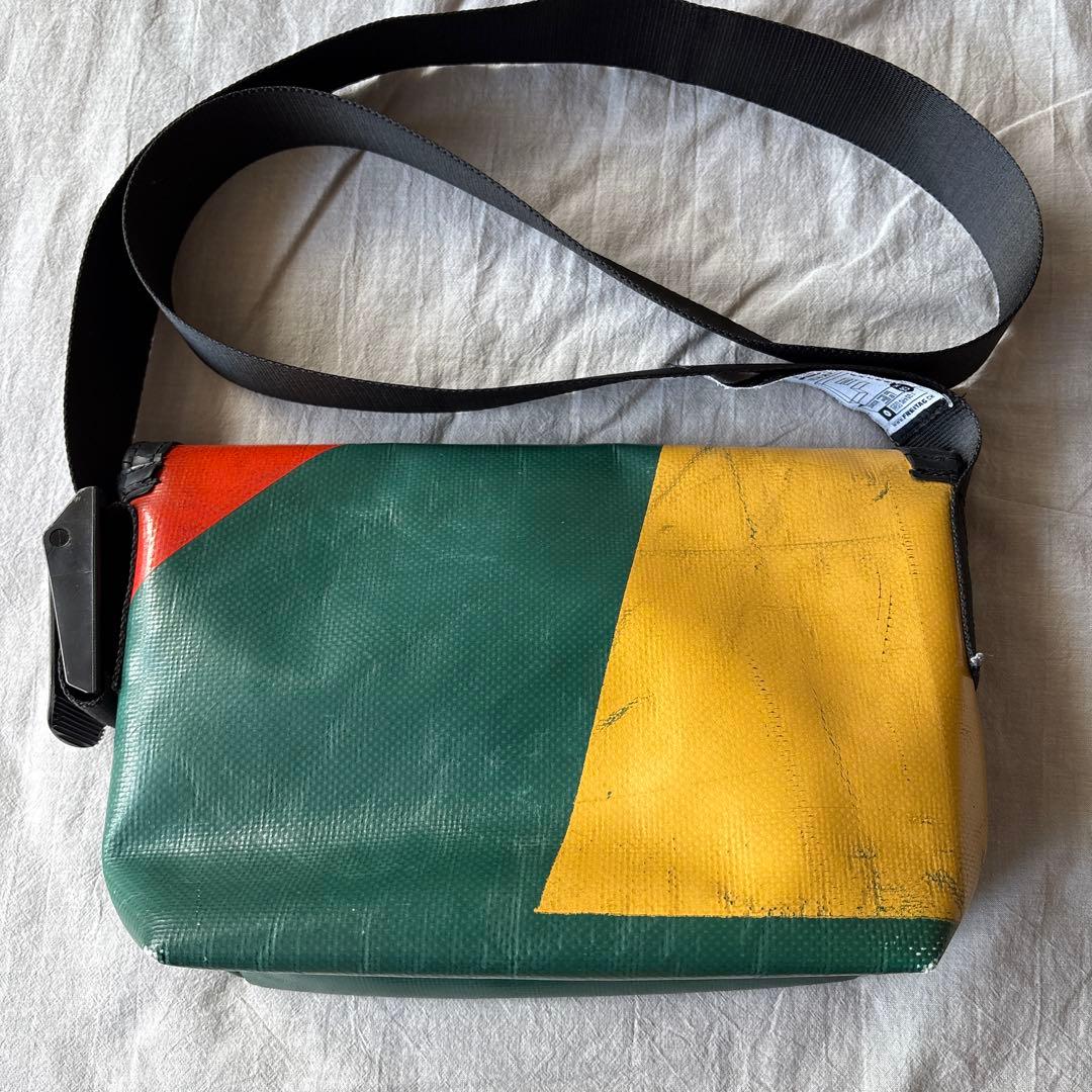 FREITAG フライターグ　Hawaii five-o