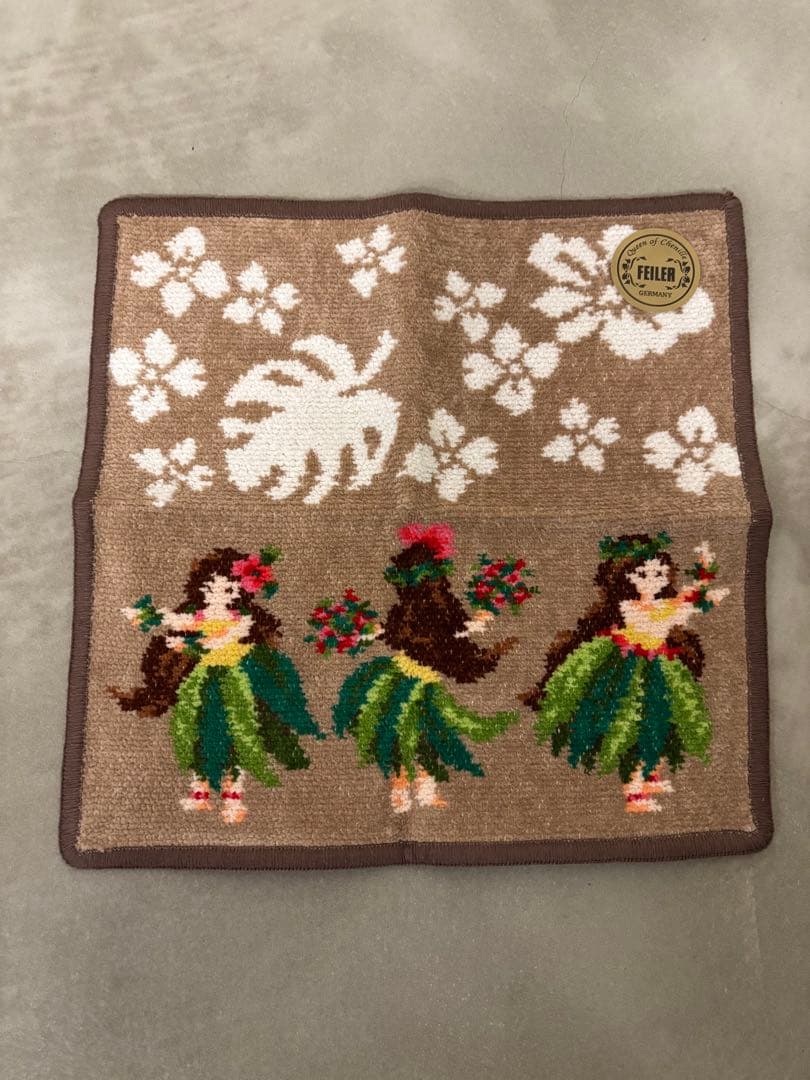 FILLER ハンカチ 2枚とチャーム1個セット