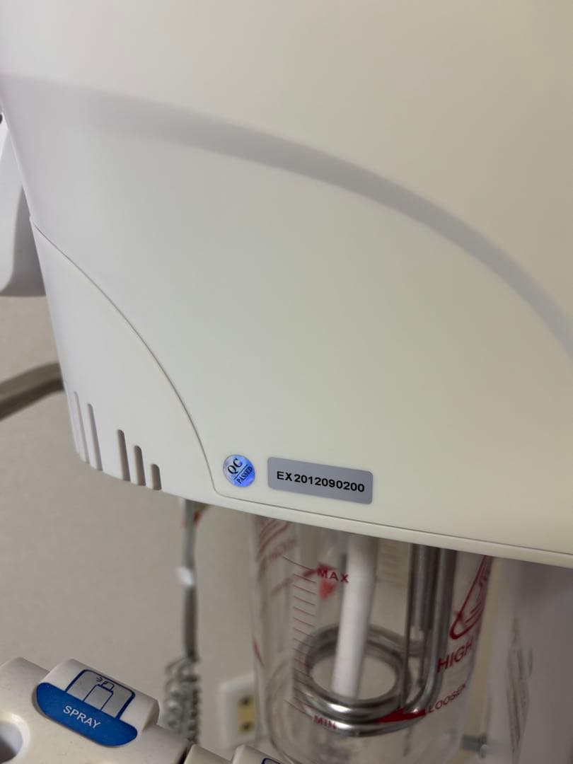 ソニアネオ4機能複合美顔機NEO408 カラーホワイト　業務用　スチーマー