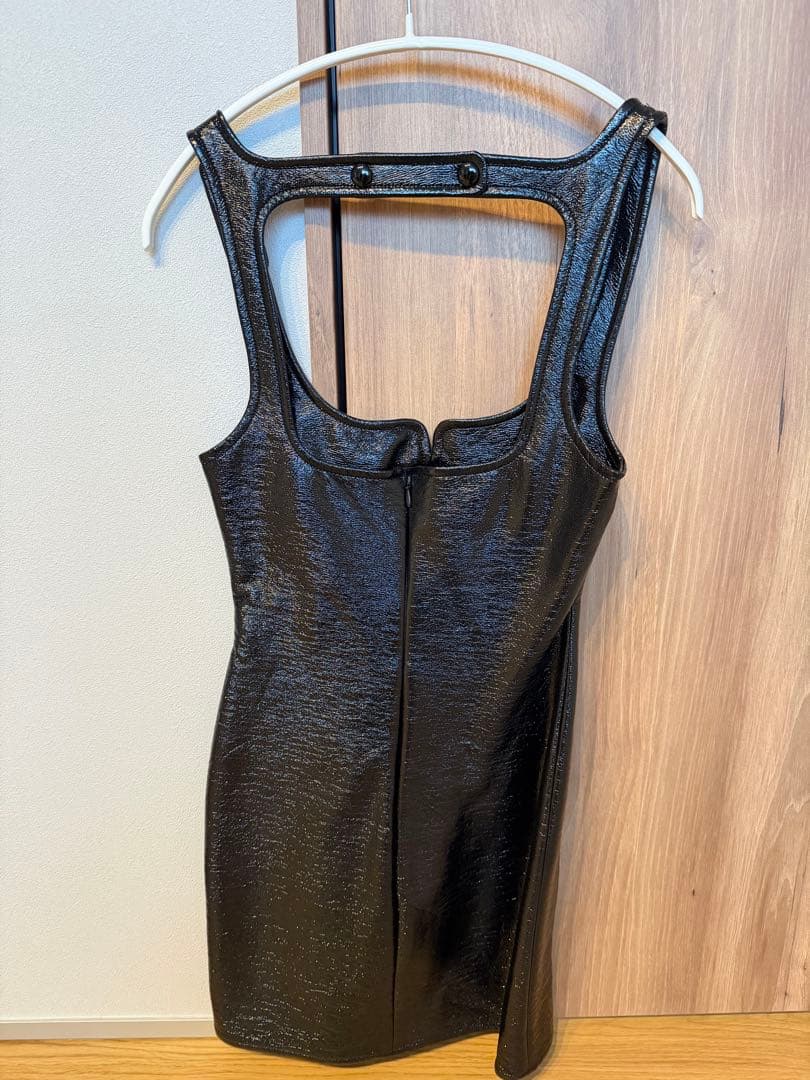 courrèges ブラックノースリーブミニワンピース