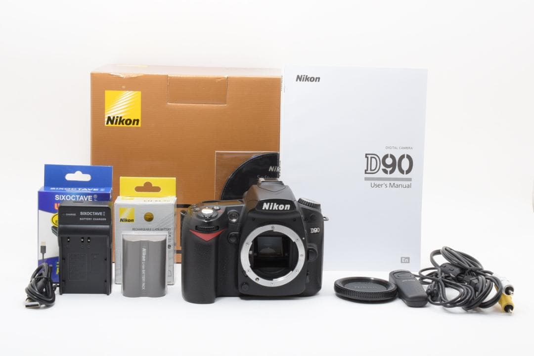 超美品 NIKON ニコン D90 箱付き 説明書付 M585