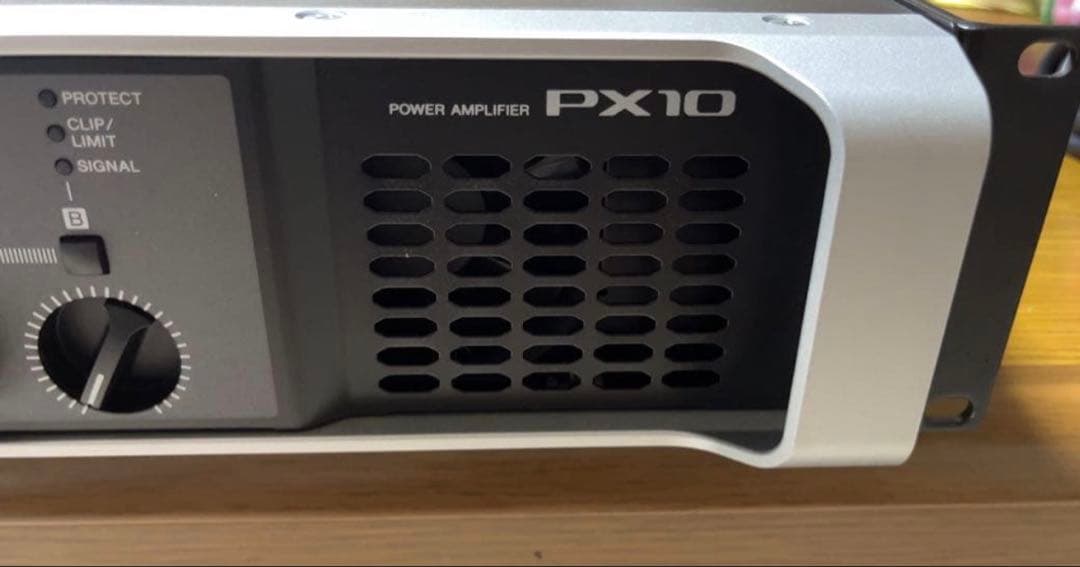 Yamaha パワーアンプ　PX10