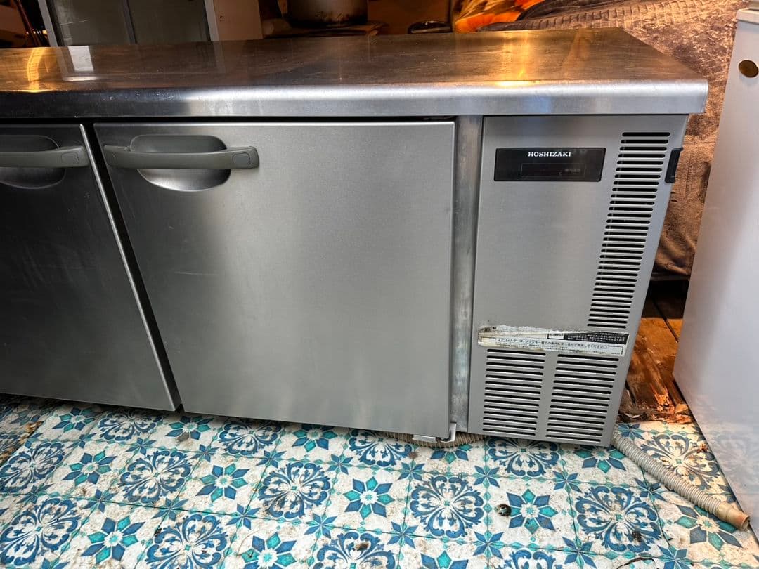 【期間限定セール中】ホシザキ　業務用テーブル形冷蔵庫　RT-210SNE-R