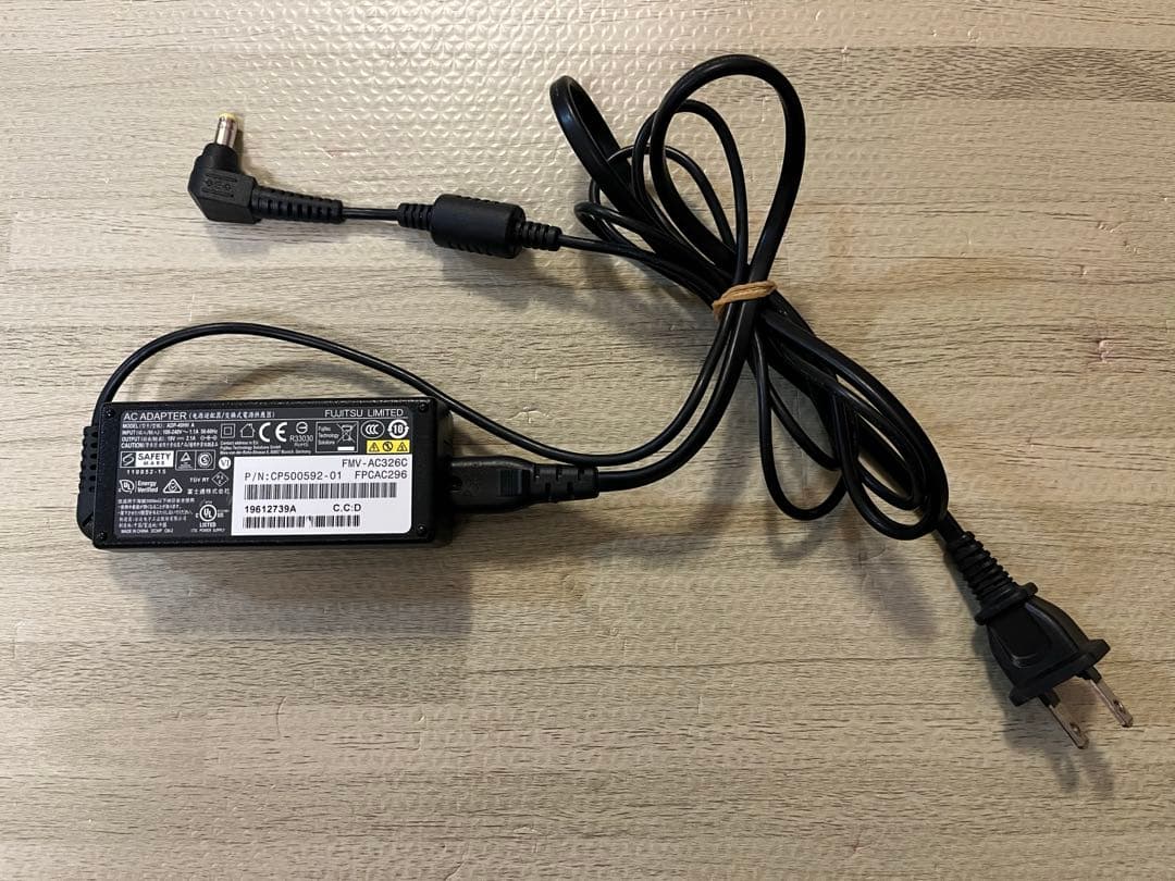 【訳あり】富士通 LIFEBOOK U939/B 8世i5/8G/SSD256G