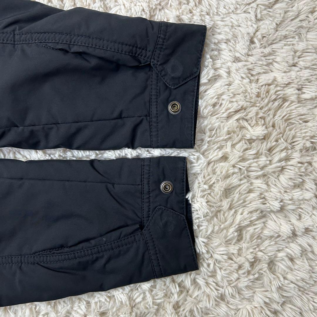 美品 ヒューゴボス ナイロンブルゾン フード キルティング BOSS 黒 短丈