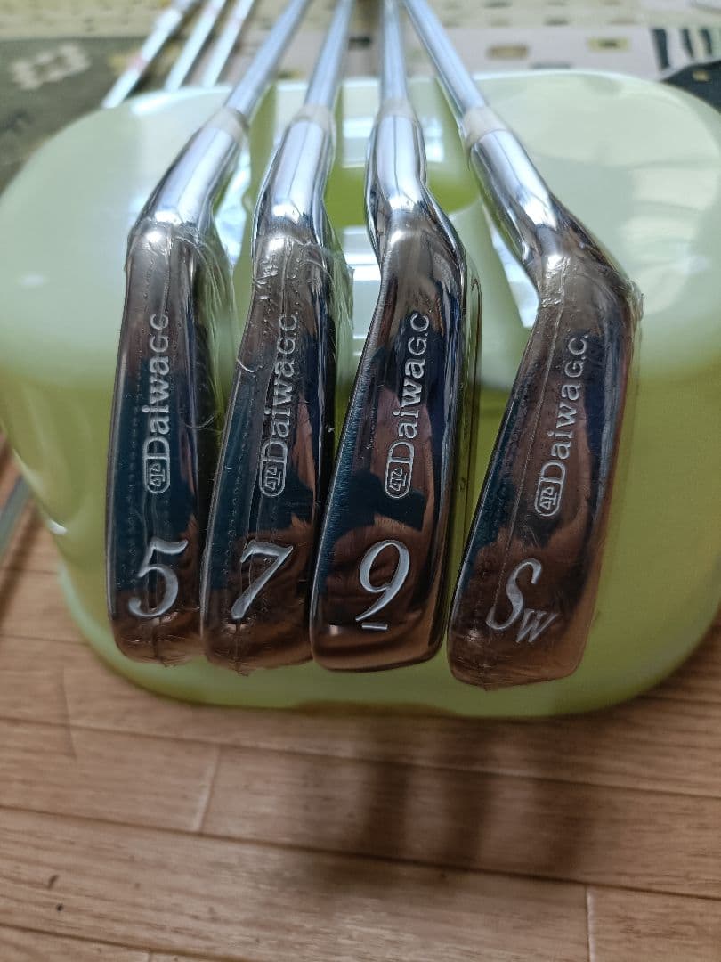 ダイワ　ゴルフクラブセット　7点セット　レディース　　右
